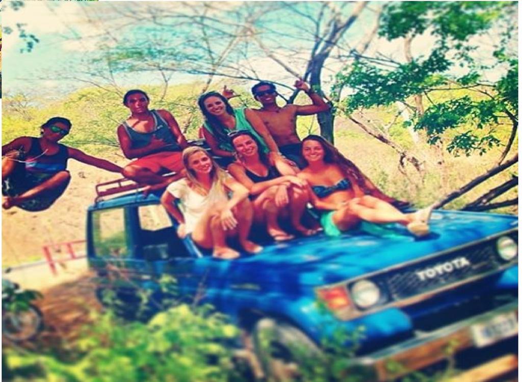 Coral Reef Surf Hostel And Camp ตามารินโด ห้อง รูปภาพ